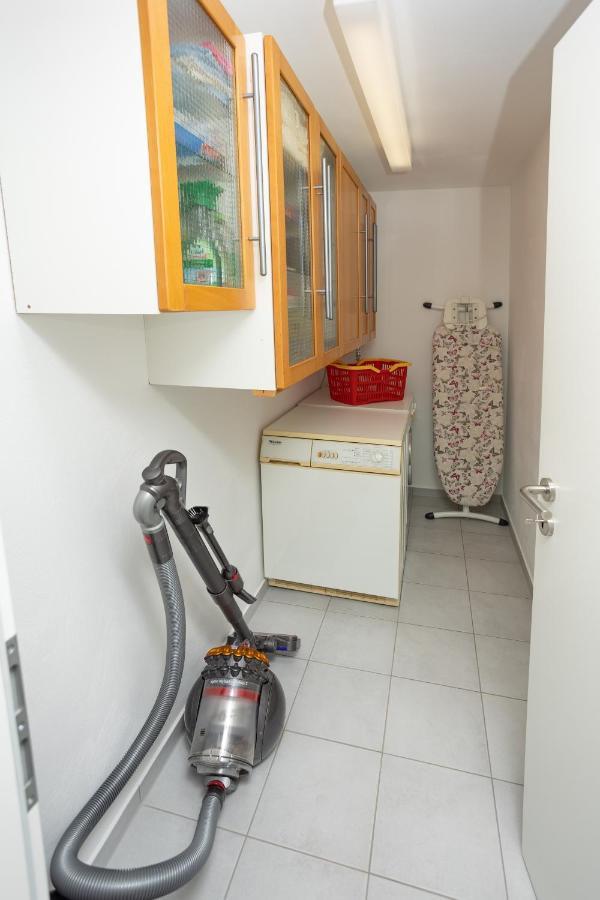 Ferienwohnung Burgblick Im Neuffener Tal Mit Sauna Und Wallbox Frickenhausen  Exterior photo